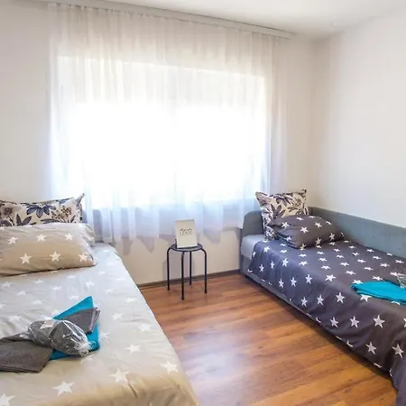 View Apartment *