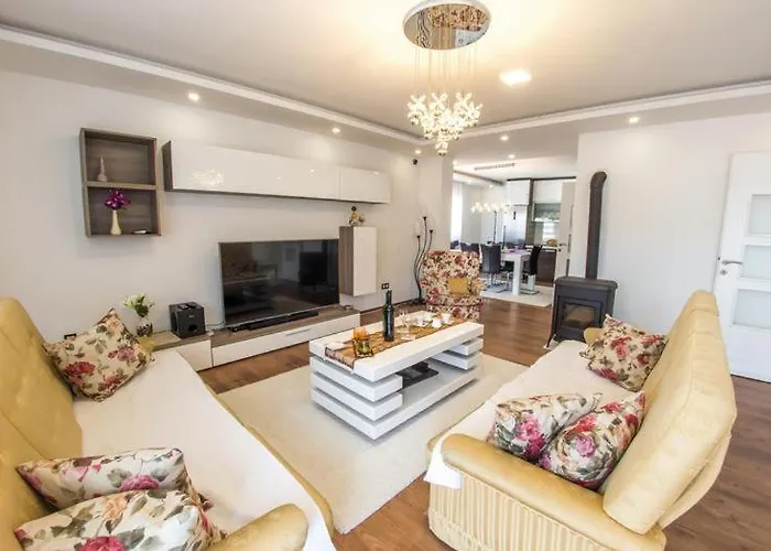 View Διαμέρισμα *